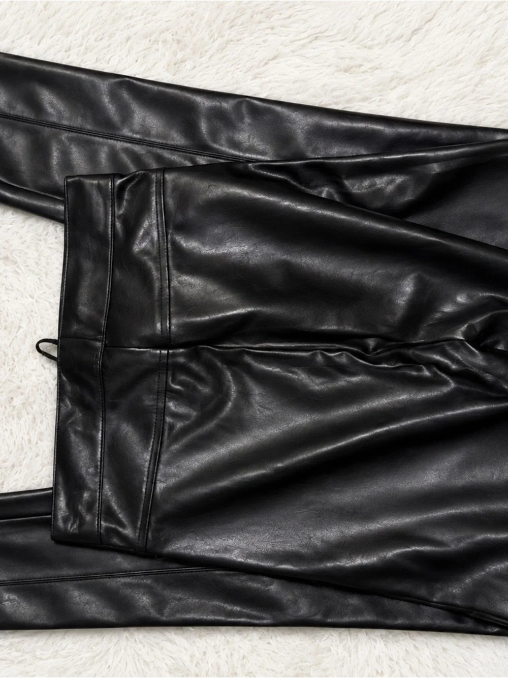 Vibrant Black Faux Leather Pants Women Size 3 High Rise Stretch